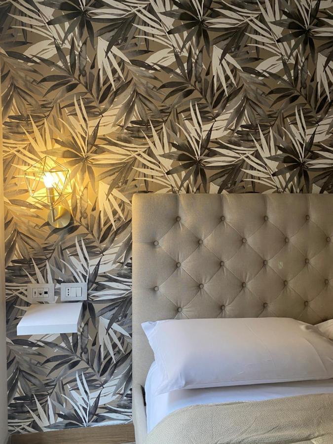 B&B Partenopeo Napoli Bagian luar foto