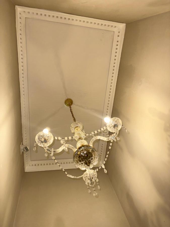 B&B Partenopeo Napoli Bagian luar foto