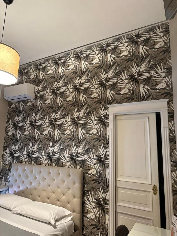 B&B Partenopeo Napoli Bagian luar foto